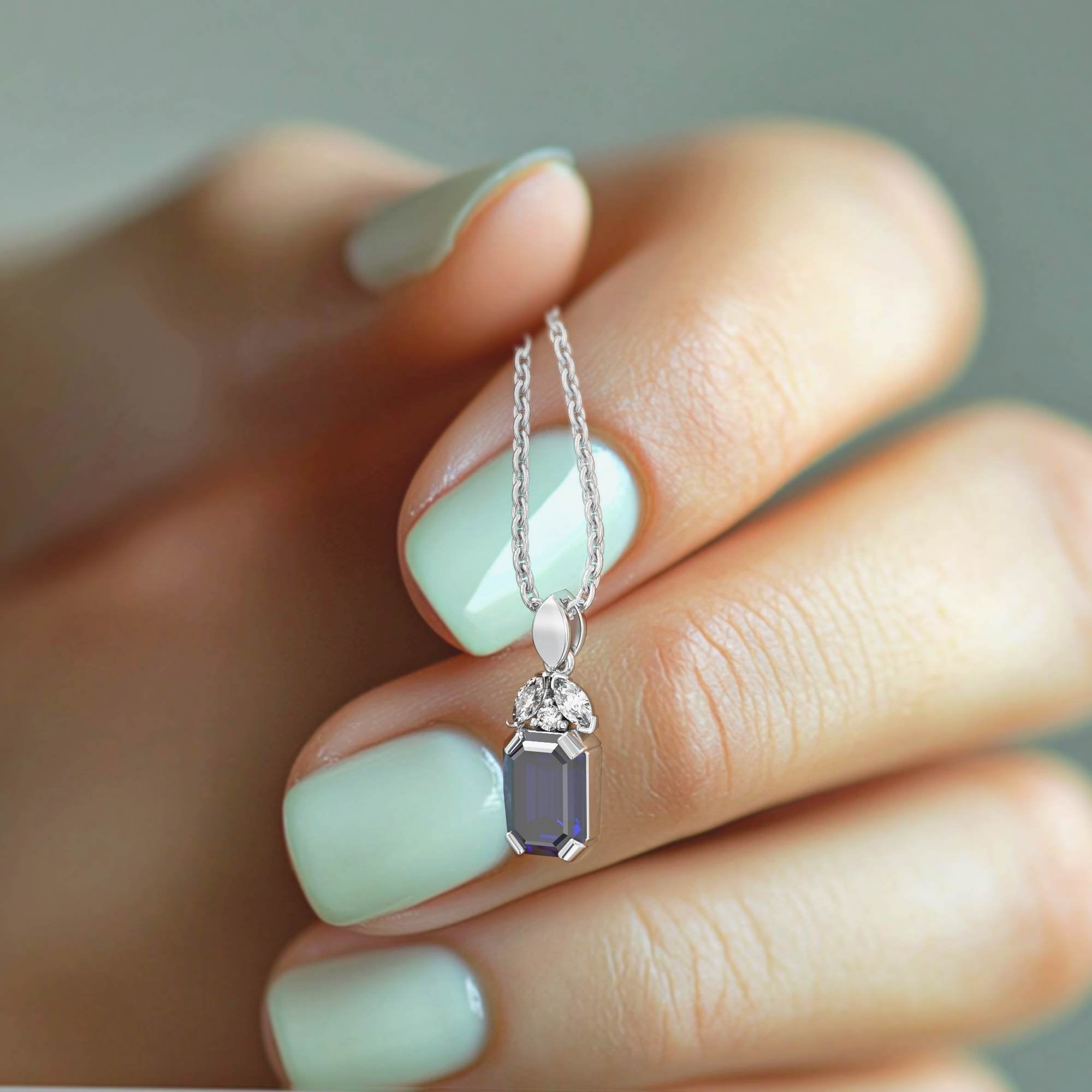 שרשרת קאפרי- תליון משובץ ספיר ויהלומים טבעיים