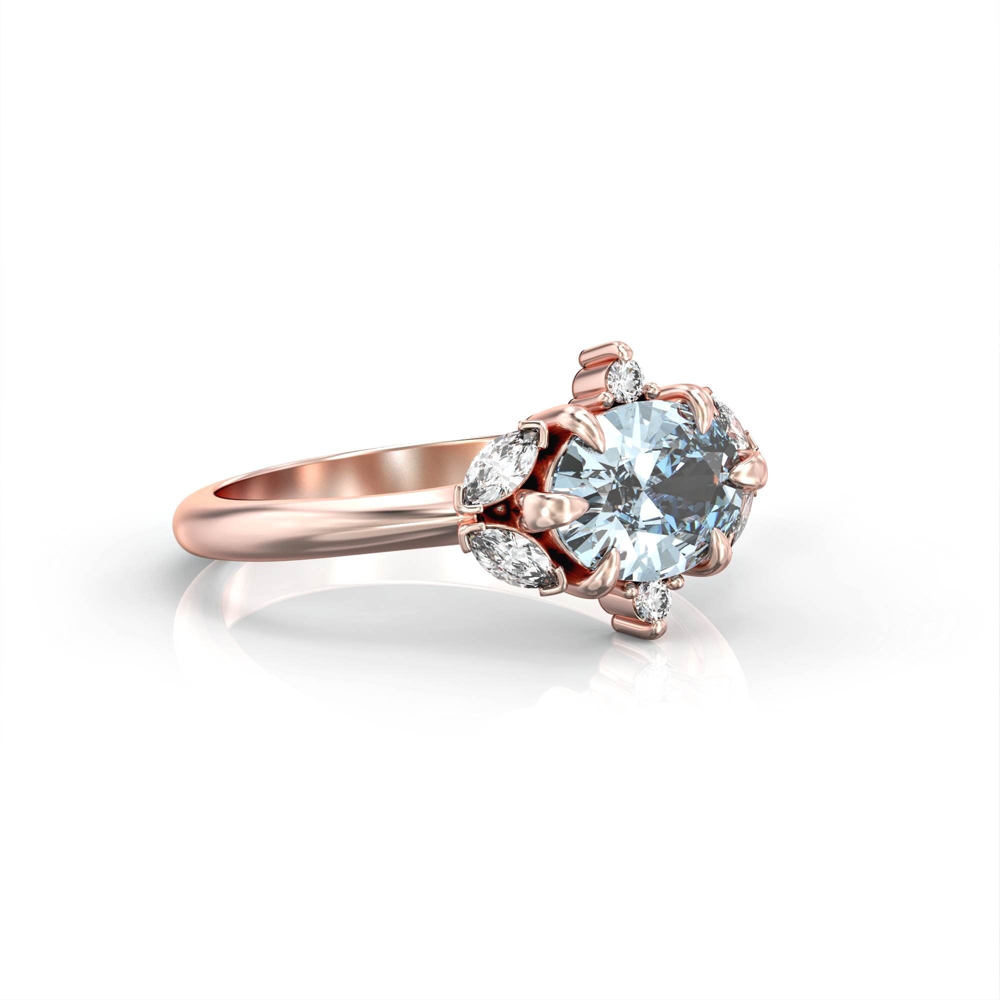 טבעת דרז'ה- טבעת אקוומרין אובל ויהלומי מרקיזה