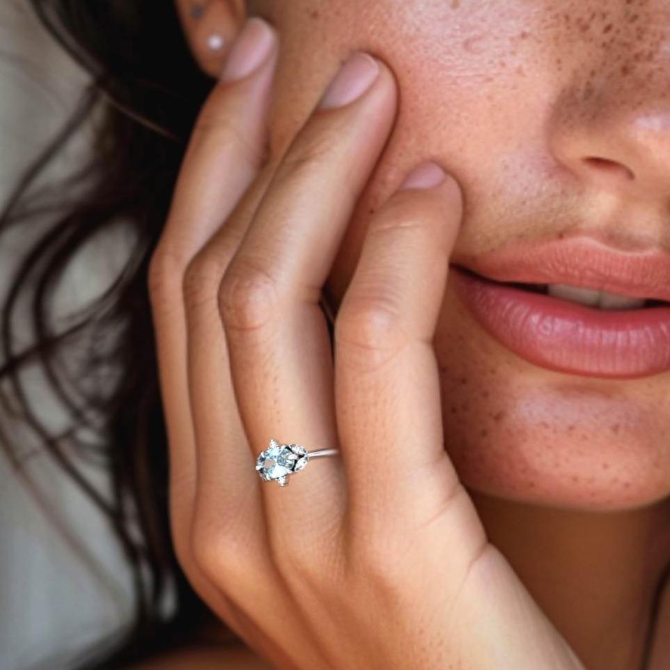 Darje ring - diamond and black sapphire ring
