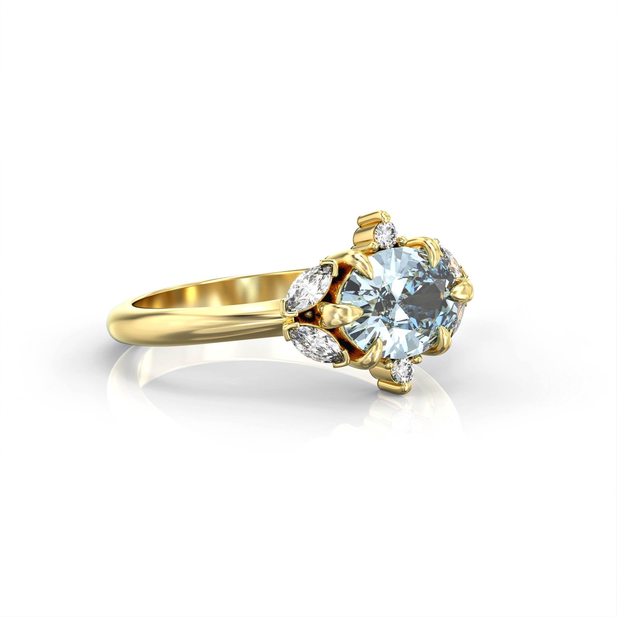 טבעת דרז'ה- טבעת אקוומרין אובל ויהלומי מרקיזה