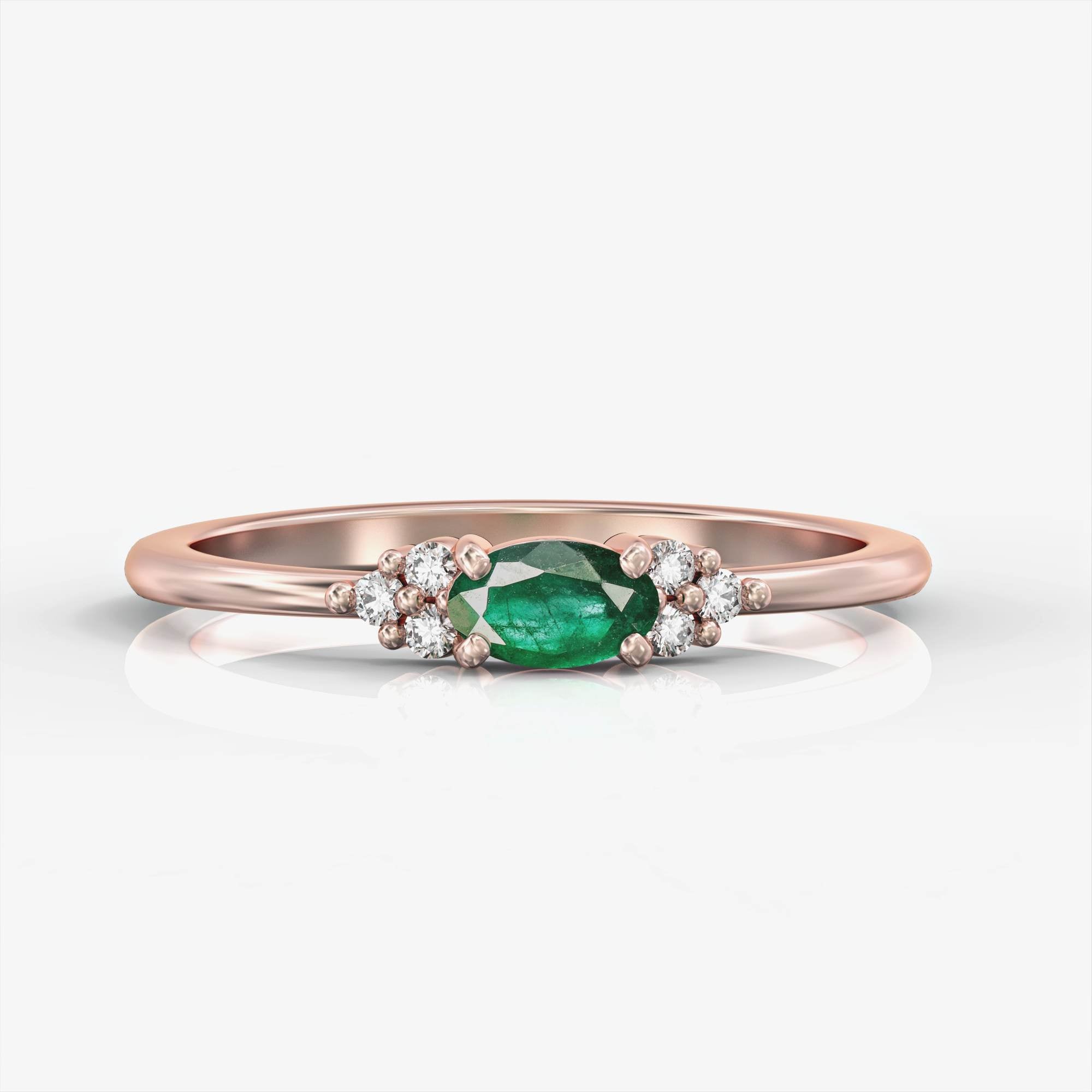 Bella Ring - ring studded with emeralds and Bella diamonds 