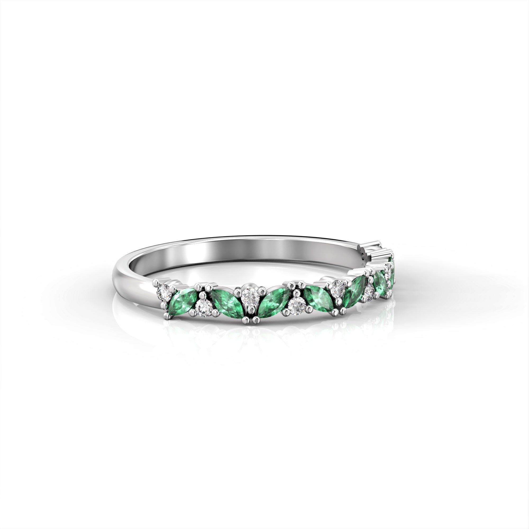 Lotus ring - marquise emerald and diamonds 