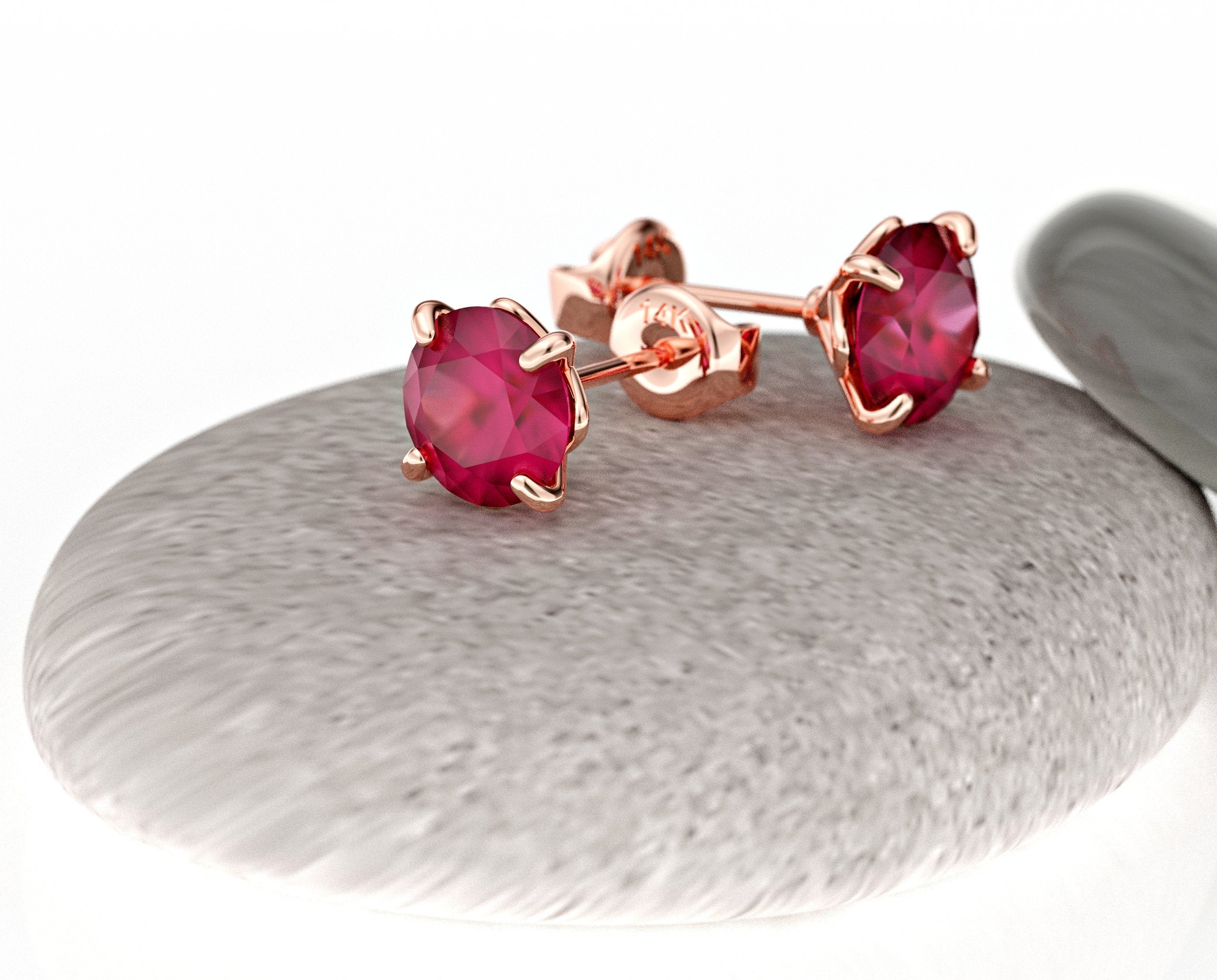 Flora earrings studded with ruby ​​stones 1 carat pair