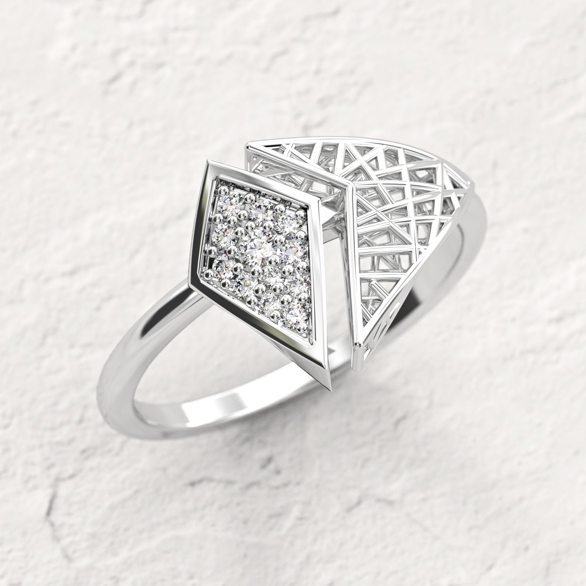 Diamond "Contrast" ring - gold mesh ring studded with diamonds